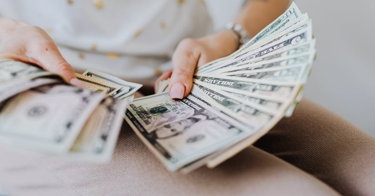 OnlyFans Creator Income Calculator: Model Subscribers, PPV, Tips, Churn, and Fees